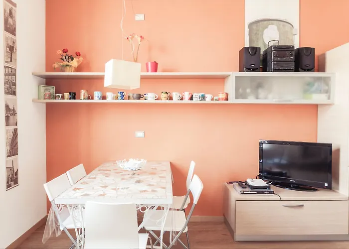 Guesthost - Skyline 博洛尼亚