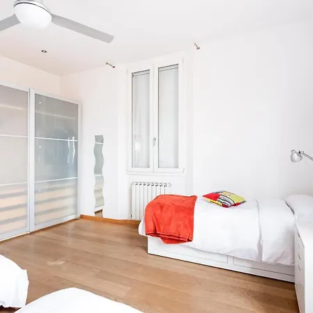 Apartament Skyline *